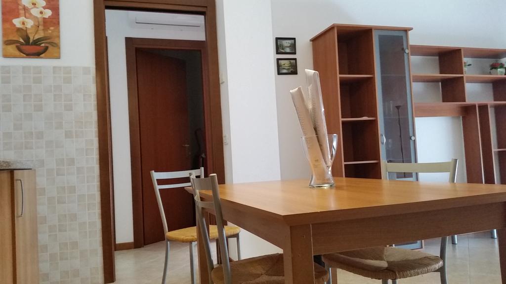 Bilocale via Imola 4 Apartment Verona Exterior foto